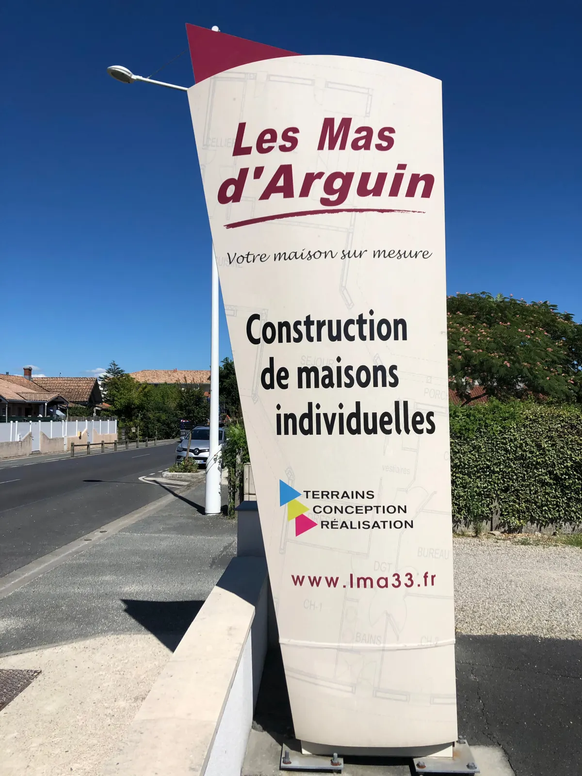 Totem signalétique Les Mas d'Arguin