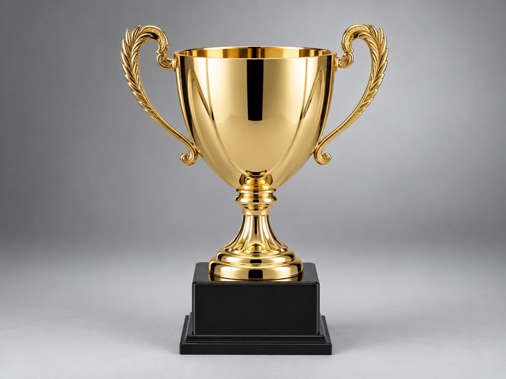Coupe avec couvercle